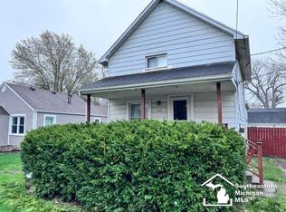 745 Orchard St, Temperance, MI 48182