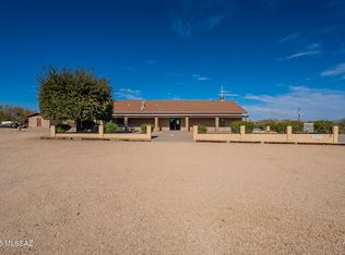 1100 W Calle Privada, Sahuarita, AZ 85629