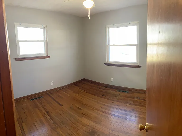 1034 E McCanse St — Photo 7