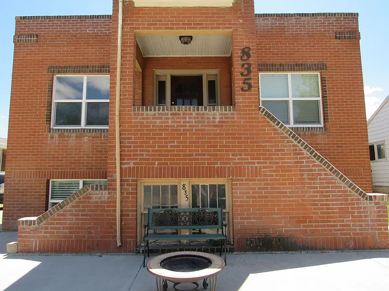 835 E 12th St #2 — Photo 1