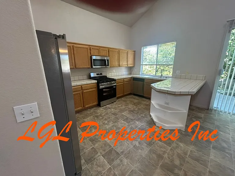 4116 Woodwillow Ln — Photo 7