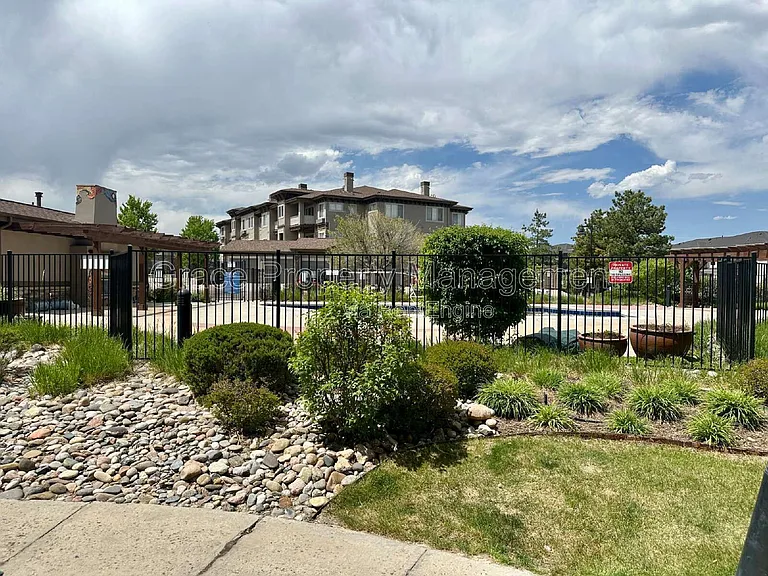 9370 Las Ramblas Ct #M — Photo 17