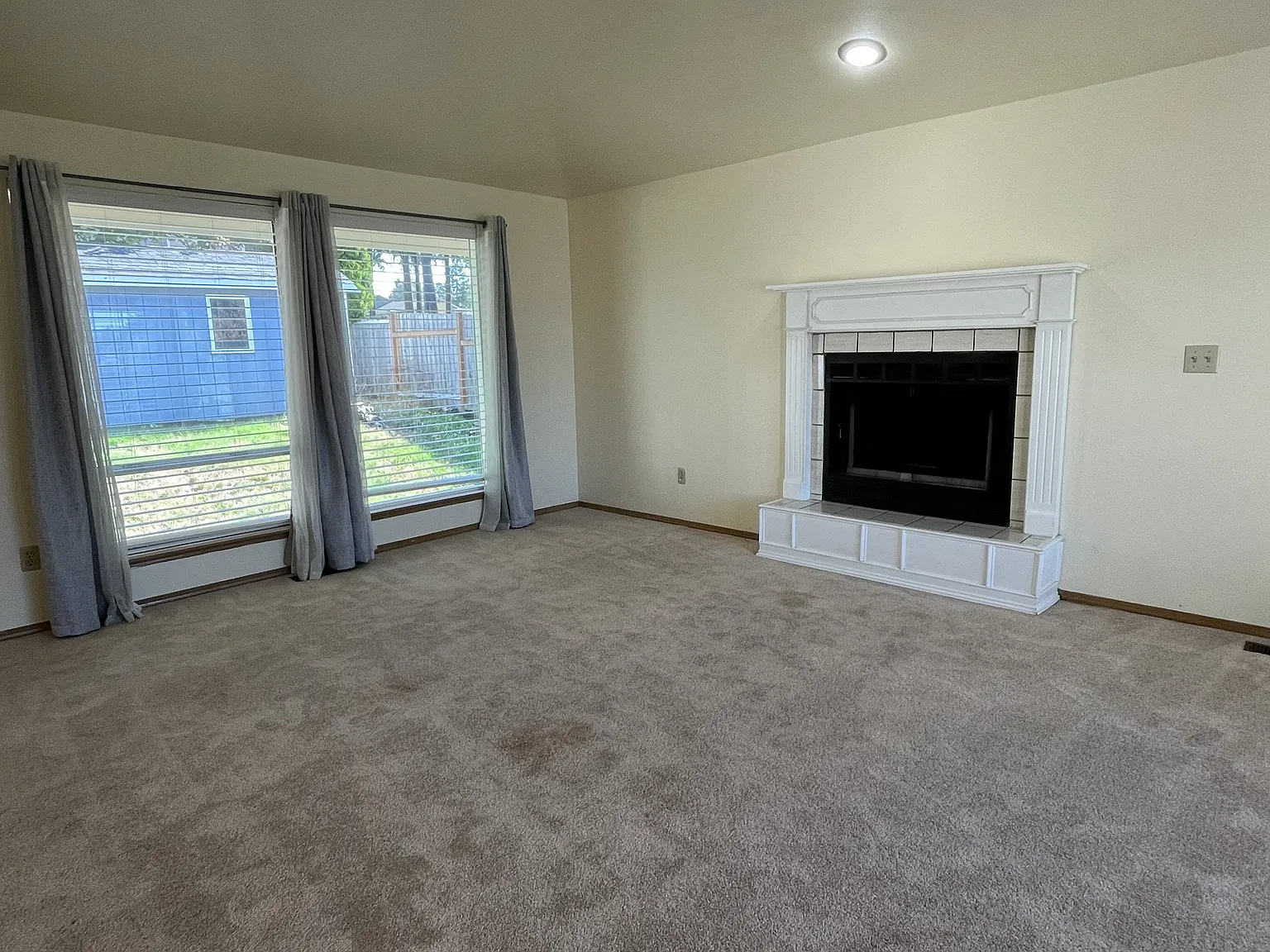 3 bed, 2.5 bath, 1570 sqft, $3,100 — Photo 4