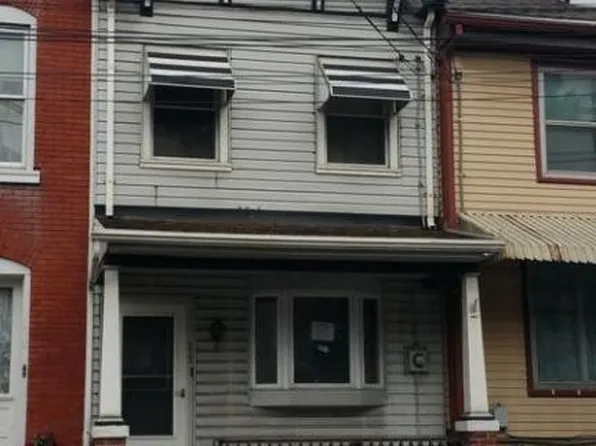 213 S 9th St, Lebanon, PA 17042