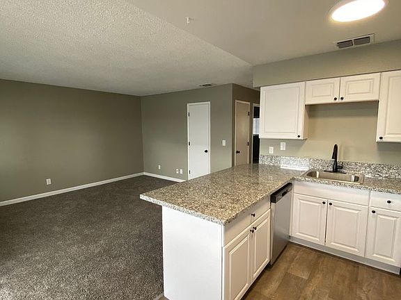 3rd image of 3349 S Carson St #3343-201