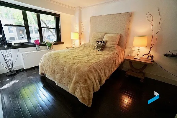 Rented by FirstService Realty (legacy) | media 26