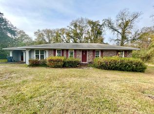 570 Claud Rd, Eclectic, AL 36024