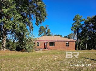 10230 Sand Ridge Rd, Chunchula, AL 36521