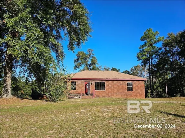 10230 Sand Ridge Rd, Chunchula, AL 36521