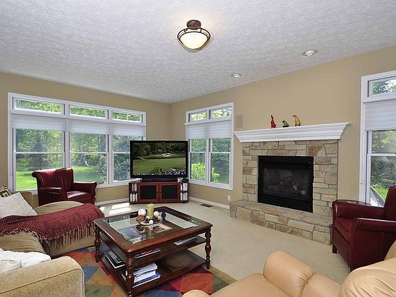 2nd image of 4684 Bellerive Ct