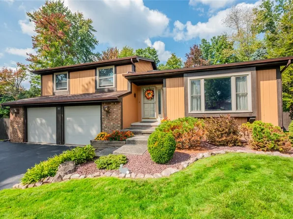 187 Larkwood Dr, Rochester, NY 14626