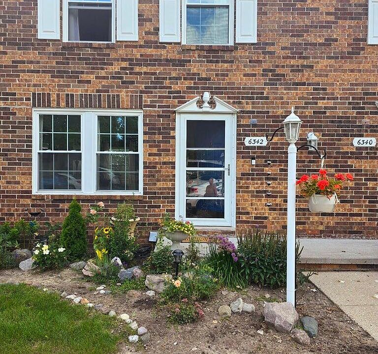 1st image of 6342 Beechfield Dr