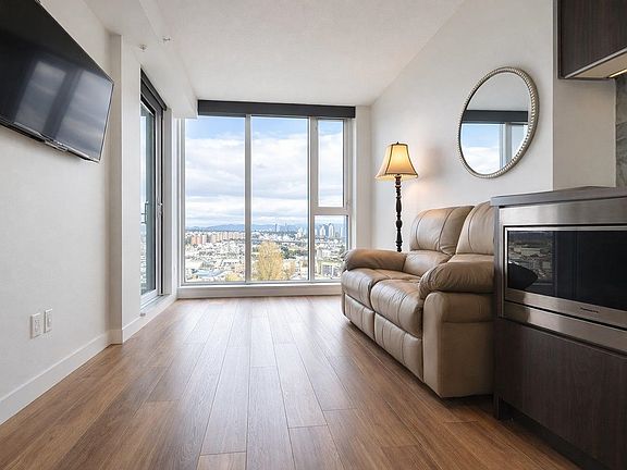 3rd image of 8988 Patterson Rd #1609