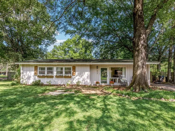 592 Desha St, Memphis, TN 38117
