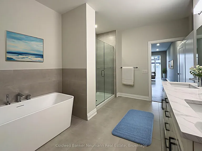 71 Wyndham St S #209 — Photo 12