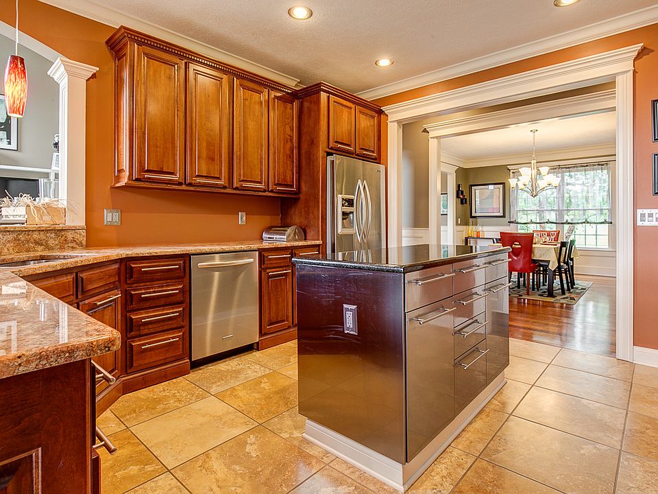 1st image of 2902 Summer Leaf Ct