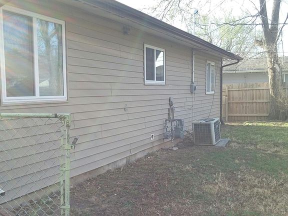 5th image of 1836 Elmdale Ave