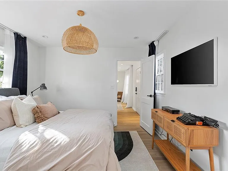 716 Stokeswood Ave SE #2B — Photo 10
