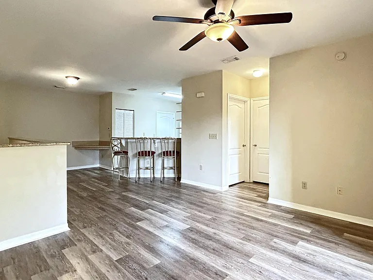 104 SW Peacock Blvd #204-03-204 — Photo 12