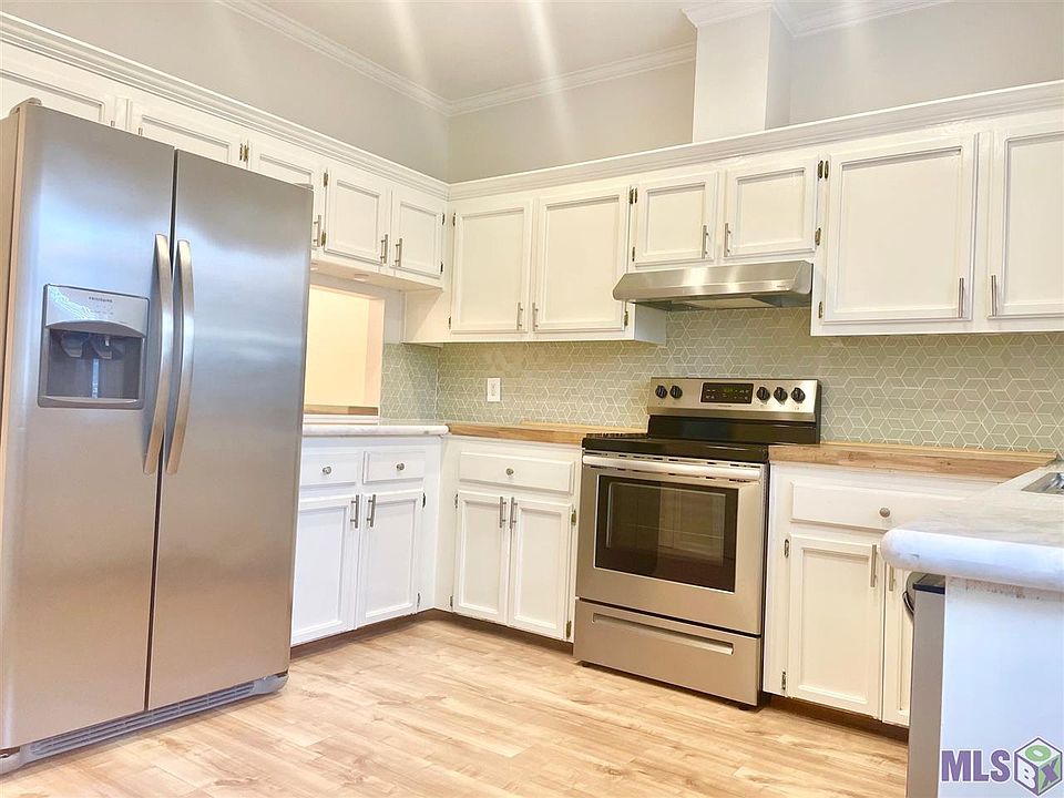 1st image of 4144 Jefferson Woods Dr #4144