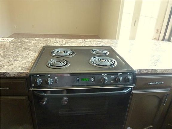 5th image of 7558 Christie Ln