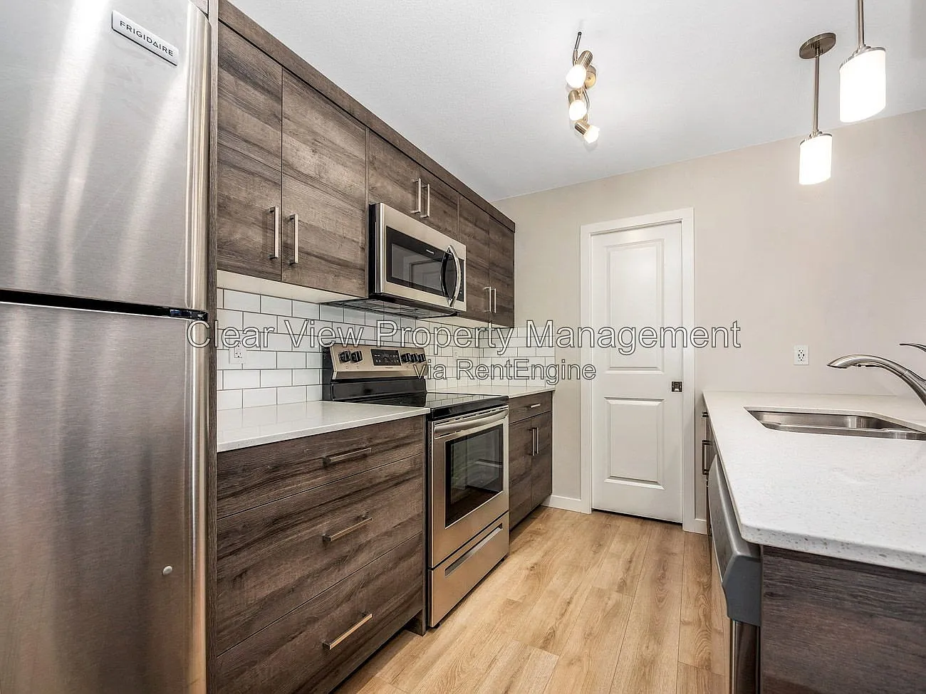 2 bed, 1.0 bath, 860 sqft, $1,499 — Photo 4