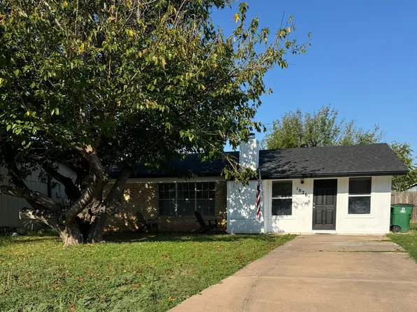 1026 Almond Cir, San Angelo, TX 76903