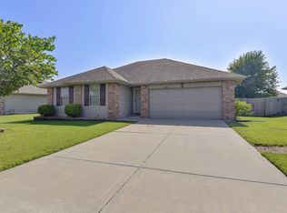 1262 N Andre Ave, Republic, MO 65738