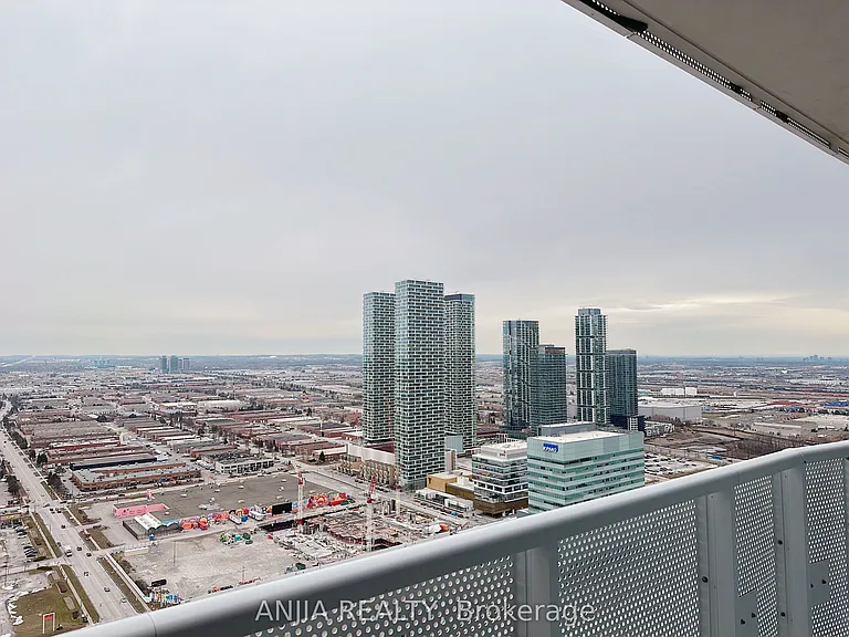 8 Interchange Way #4205 — Photo 11