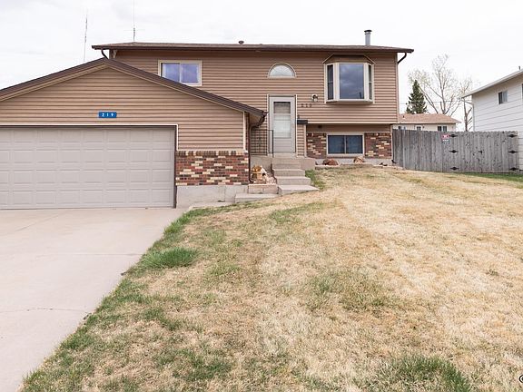 2nd image of 219 Norma Ct