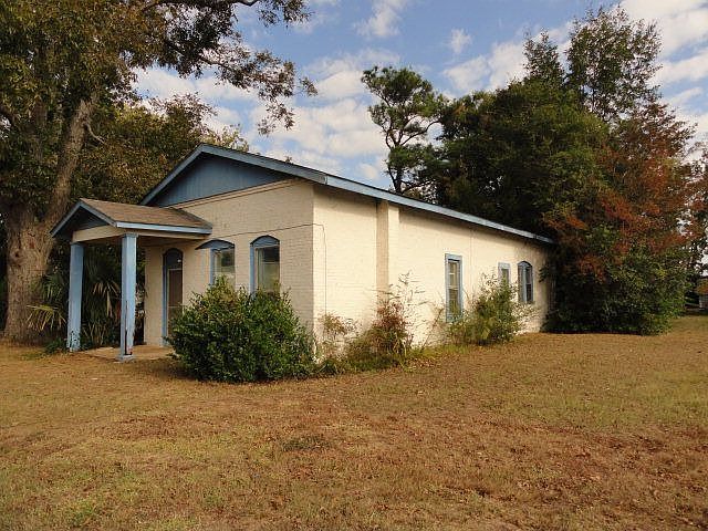 2nd image of 191 J Steele Rd