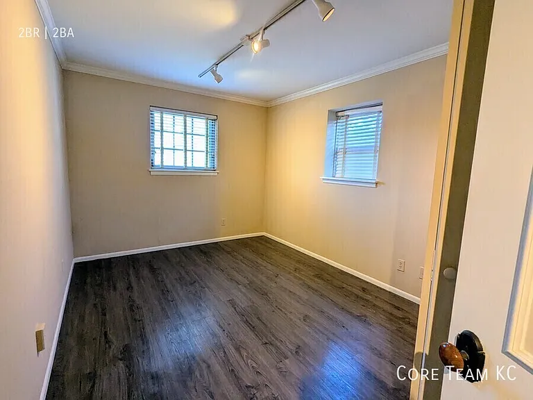 4433 Jarboe St #1 — Photo 8
