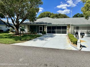 10920 Sandtrap Dr, Port Richey, FL 34668