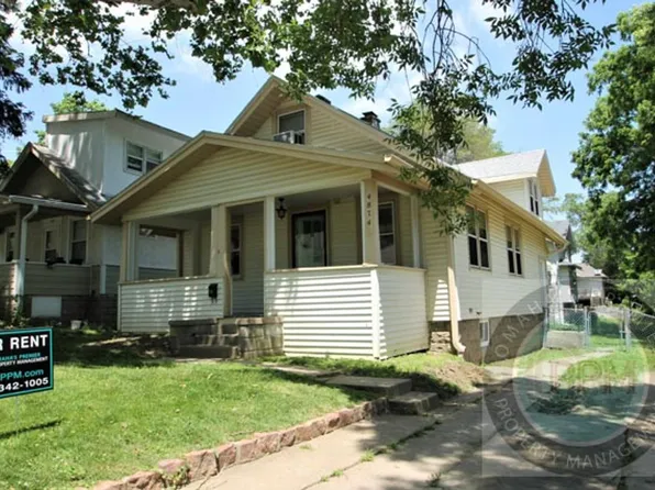 4874 Maple St, Omaha, NE 68104