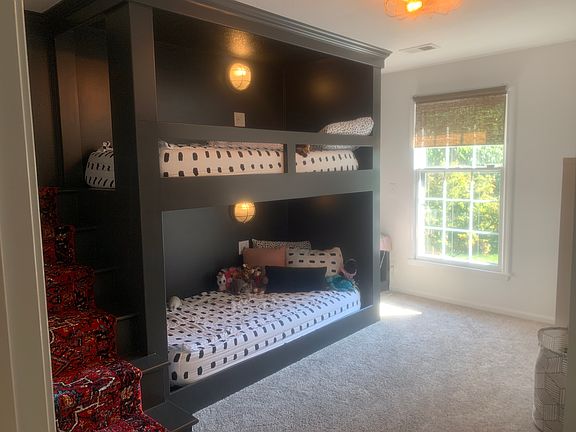 Custom bunk room w/stairs