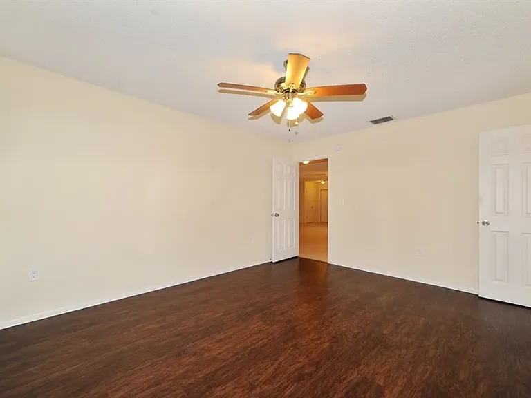 3691 York Dr W — Photo 12