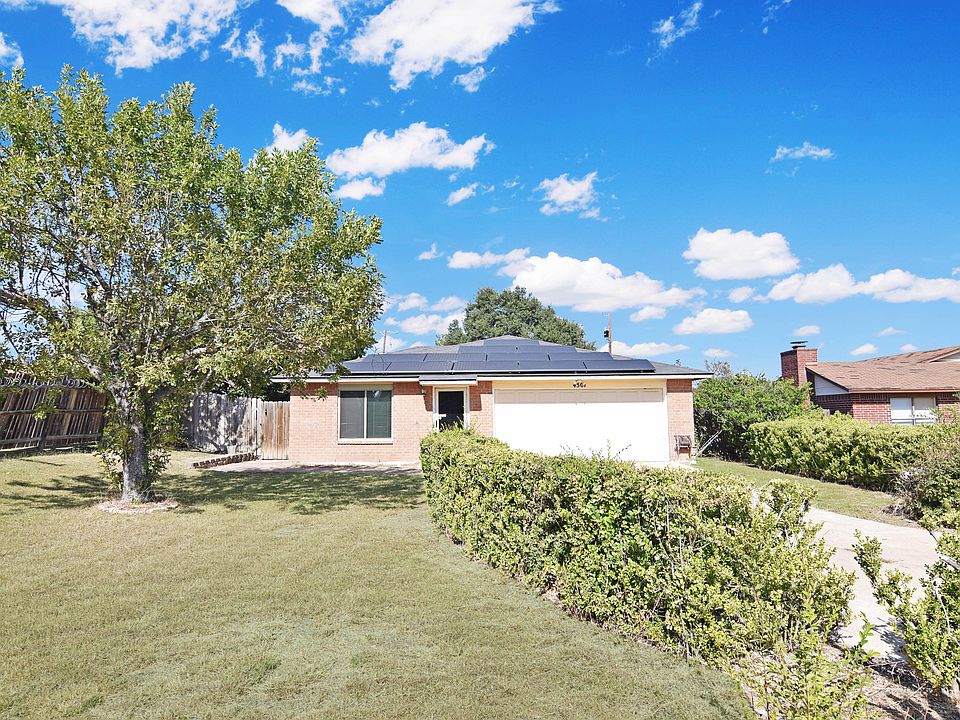 1st image of 4501 Lago Cir