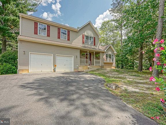 2nd image of 482 Herman Dr