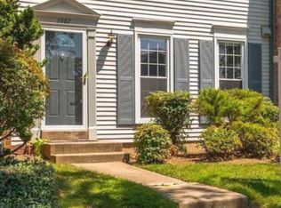 3987 Wilcoxson Dr, Fairfax, VA 22031
