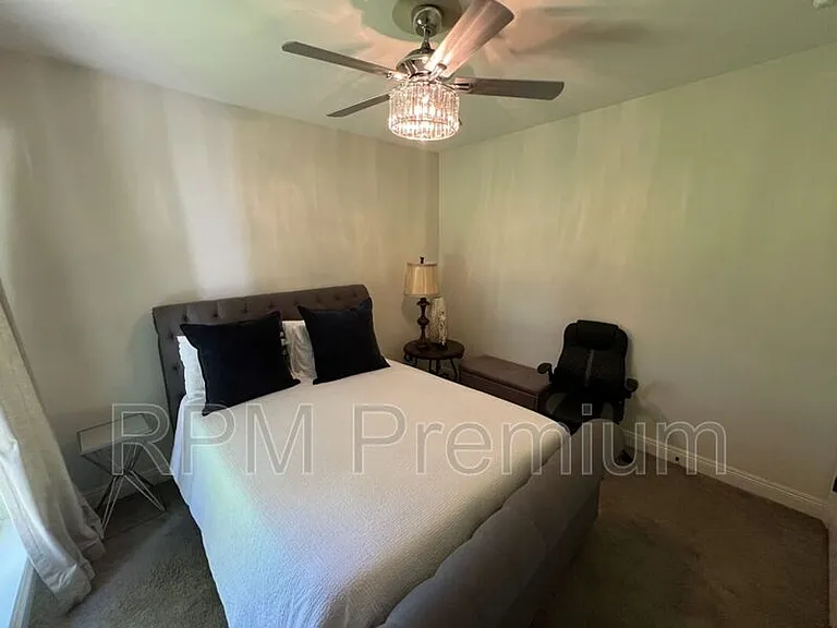 2913 Country Lakes Ave — Photo 27
