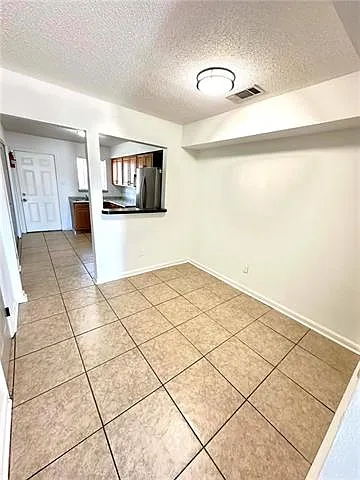 1308 Cartier Dr #B — Photo 7