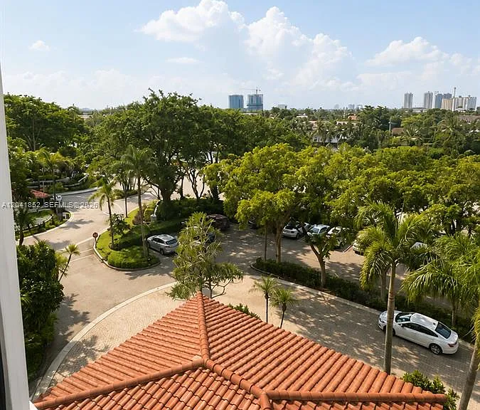3640 Yacht Club Dr #502 — Photo 33