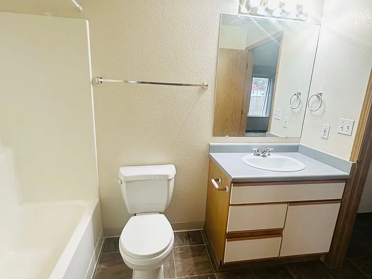 10787 W Halstead Ln #101 — Photo 11
