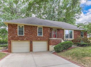 809 NW 13th St, Blue Springs, MO 64015