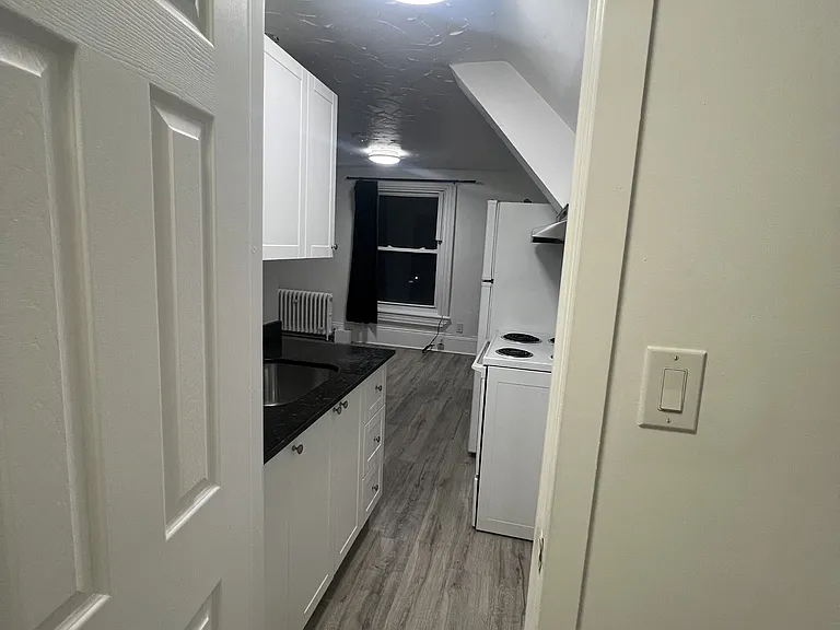 379 Cooper St — Photo 54
