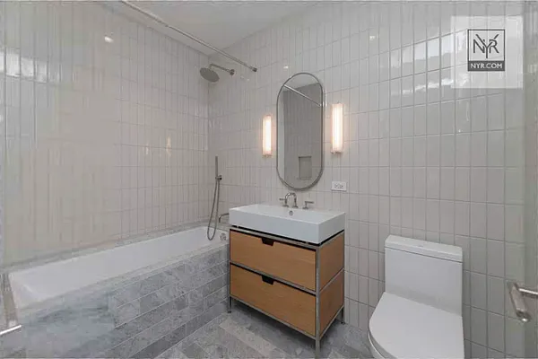 Rented by New York Residence | media 6