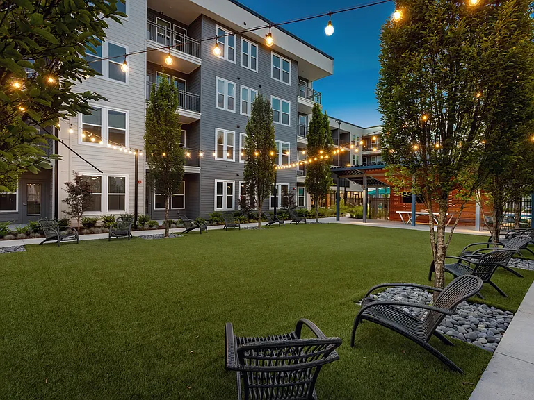 Elan Madison Yards — Photo 47