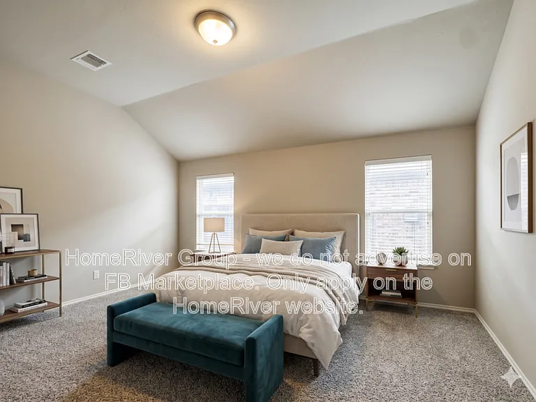 19221 Blanco Dr — Photo 5