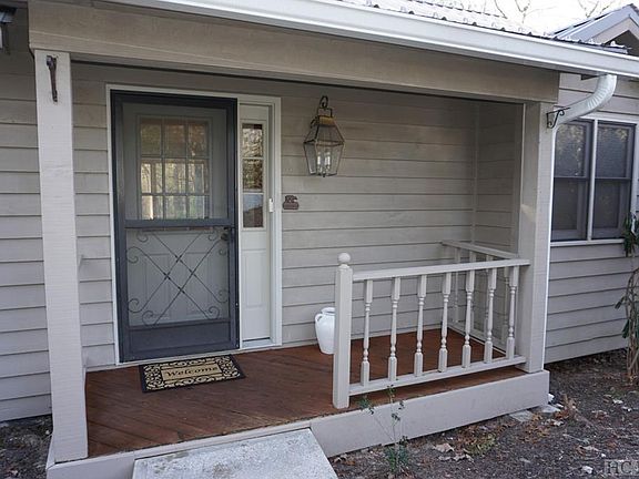 2nd image of 46 Poplar Ct