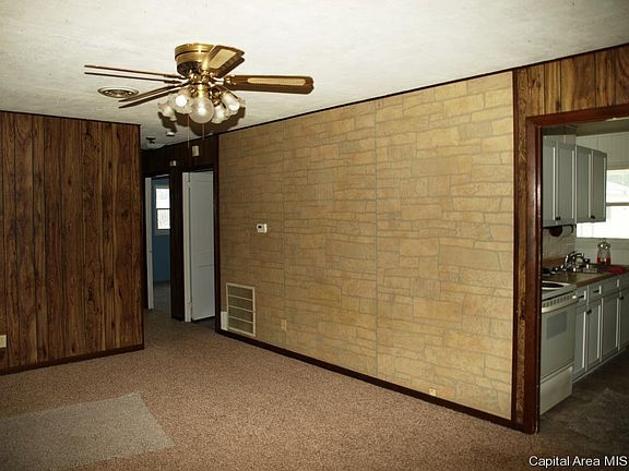 3rd image of 1463 Conger St